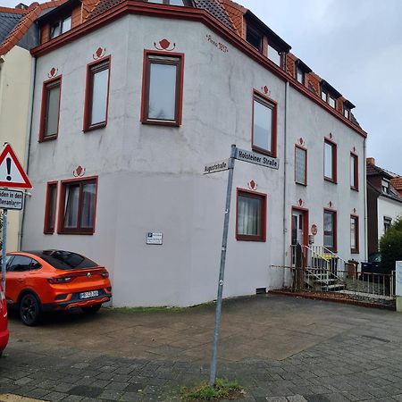 Unique: Geraeumig - Bhf-Nah - Parkplatz - Netflix Apartment Bremen Bagian luar foto