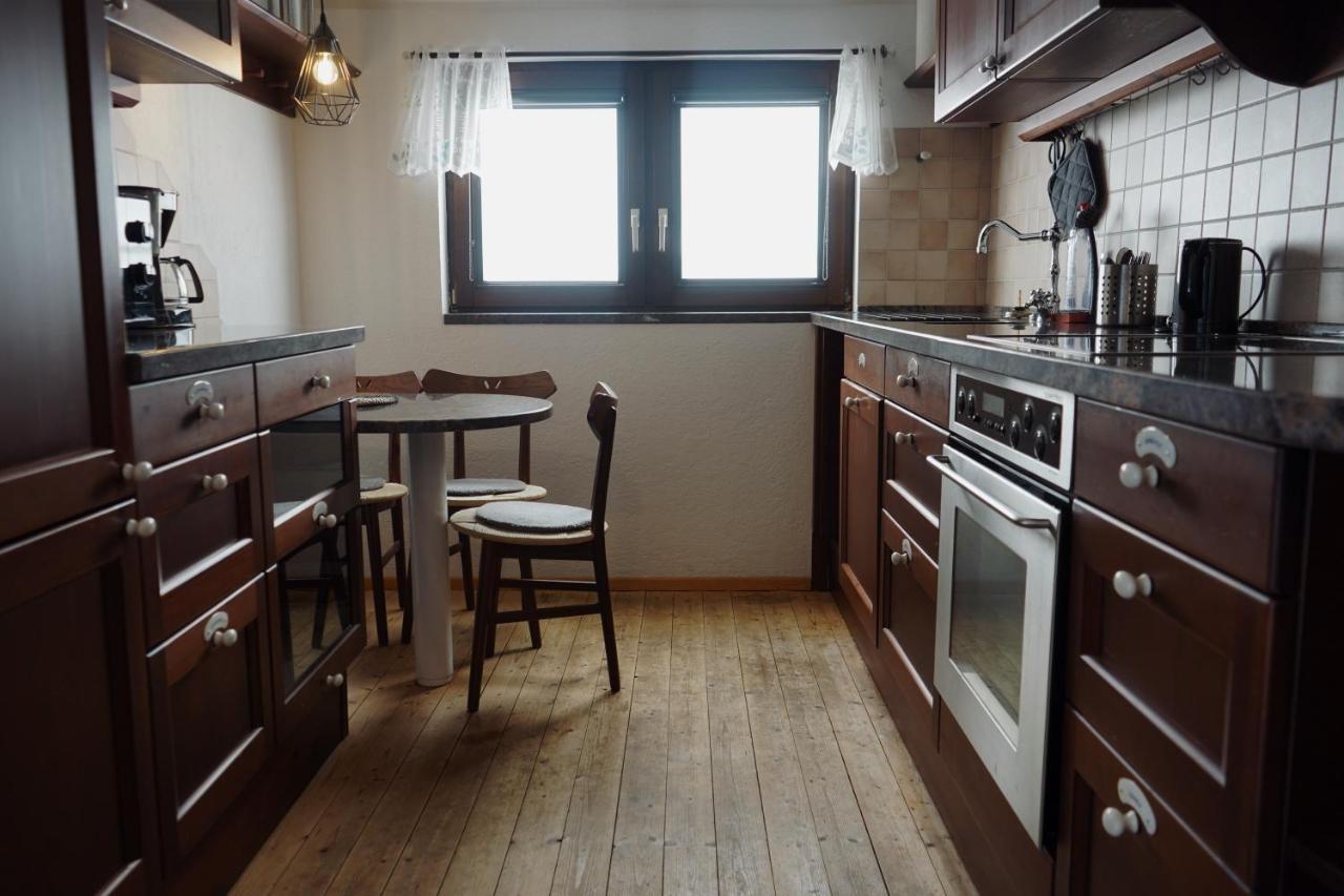Unique: Geraeumig - Bhf-Nah - Parkplatz - Netflix Apartment Bremen Bagian luar foto